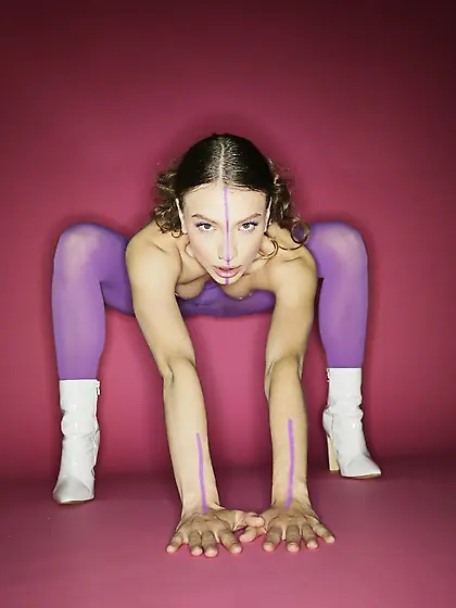 Pretty hairy teen threesome