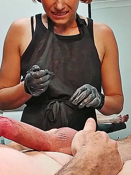 Waxing erection - CFNM.  Happy waxer! 2