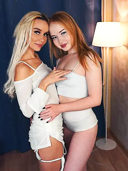 Delia and Sofia Free Photos