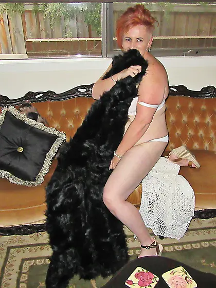 I'm Rachel a nymphomaniac wife & a web cum-slut