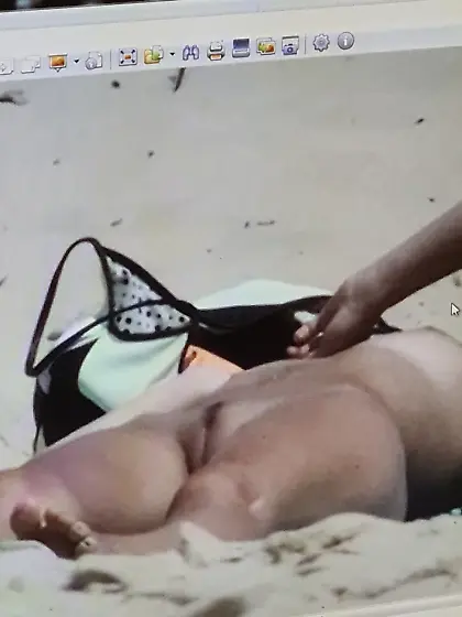 Whipping video, Beach