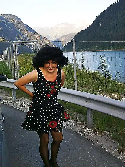 Cougar Pissing German Isabel from Europe