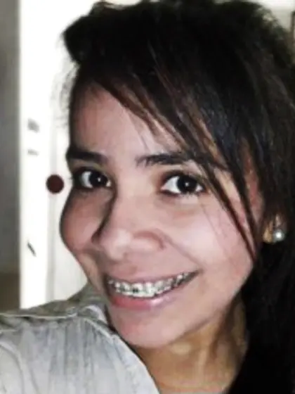 Brunette mia luna perform