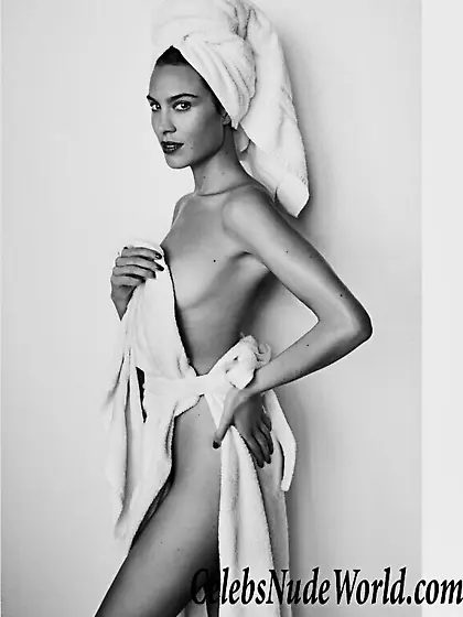 Alexa Chung: Clean,  Pure And Alluring