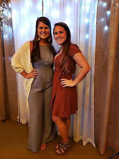 Follow in order.  I cum at the final pic.  :)