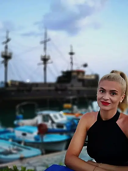 French big tits webcam