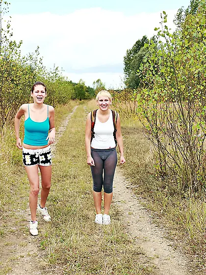 Pair sex starving lesbo