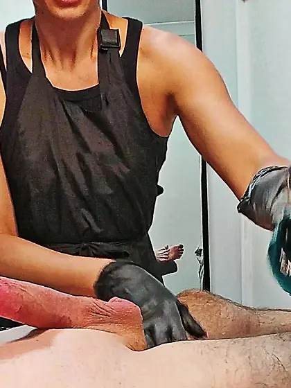 Waxing erection - CFNM.  Happy waxer! 2