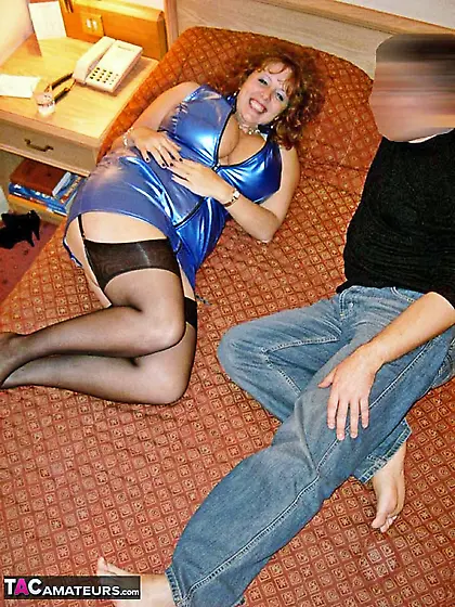 Sucks cock showing huge