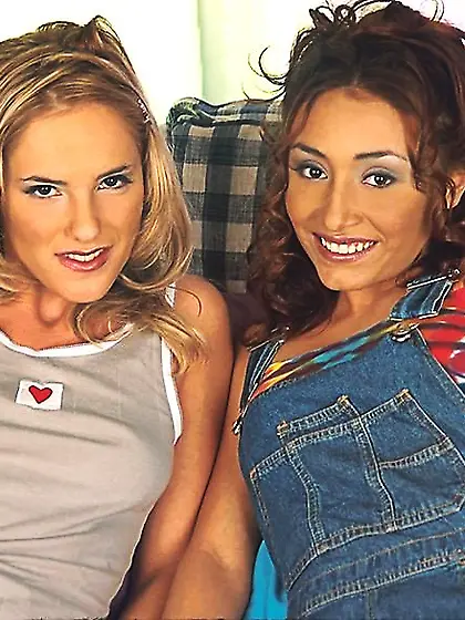 Tanned hottie babe Ariel Martinez eats pussy of her GF Jodi Luce