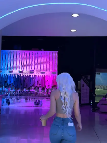 Grace Roes fitness bimbo