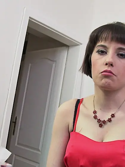 Short-haired brunette gaped teeth