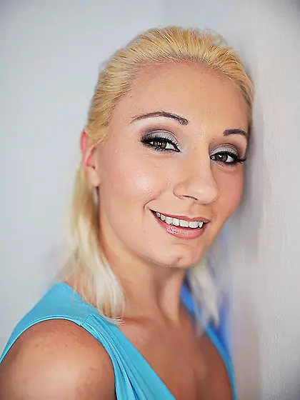 Beautiful busty doll Cheryl Allure licking every inch of the roc