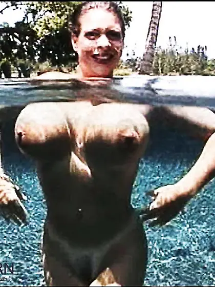 Linsey Dawn - Underwater Pool Part