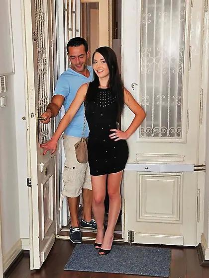 Camera catches guy thrusting cock in and out of girl's narrow op