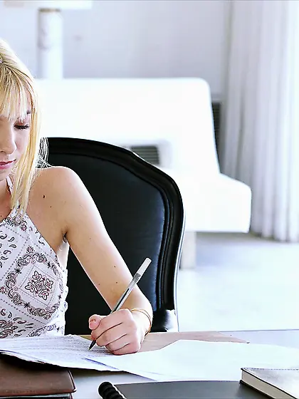 College Student Craves Anal From Professor