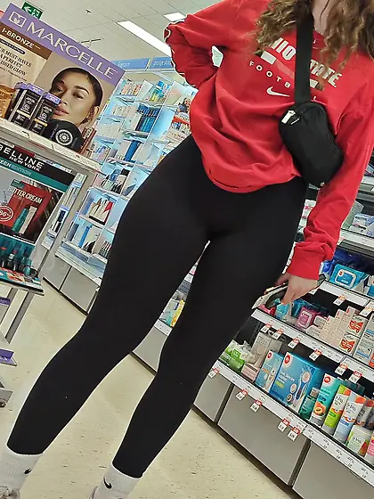 Candid Girls - Ass,  Tits,  Face