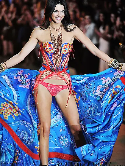 Kendall Jenner Cameltoe See Through At Victoria's Secret Fa