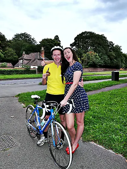 Sweet chick brings stranger