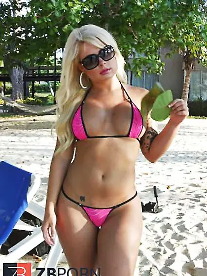 Erica Lynne Twitter Pics