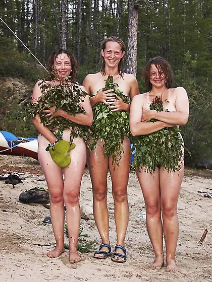 theSandfly Peeking Pie!