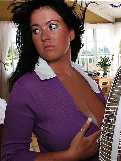 Super hot dark haired