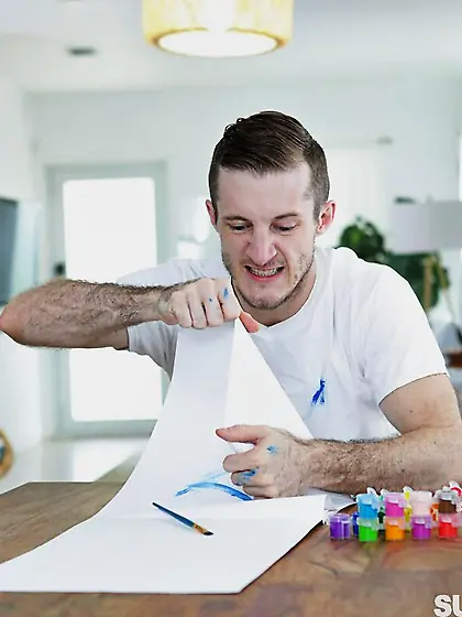 Redhead girl lets kinky