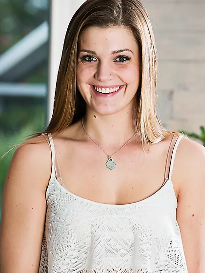 Pretty sexy big tit blonde teen