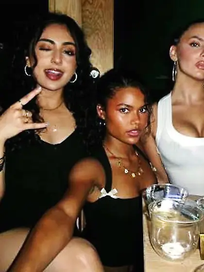 Dafne Keen mega collection