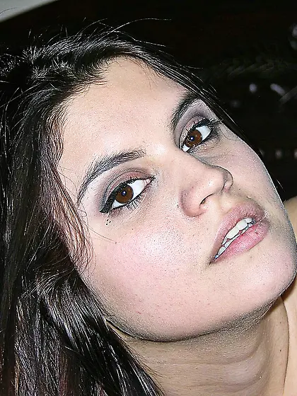 Raquel - 1, 452 Pics - (1600x1200) - WEBSITE LINK