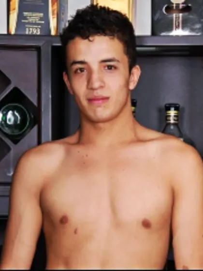 18 yo brunette Yohan.