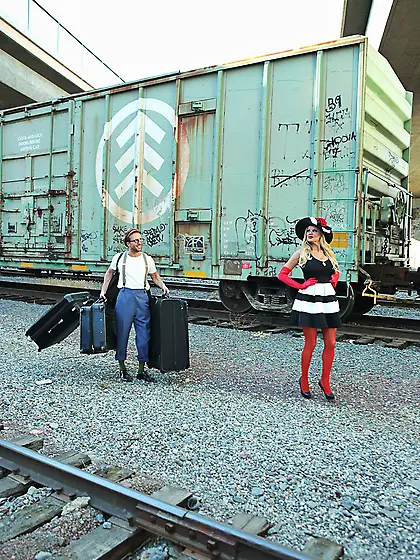 Luscious Kelly Madison spreads butt cheeks and pussy lips of her