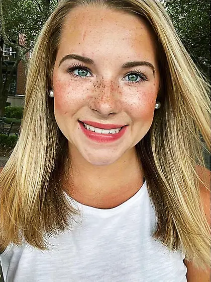 Follow in order.  I cum at the final pic.  :)