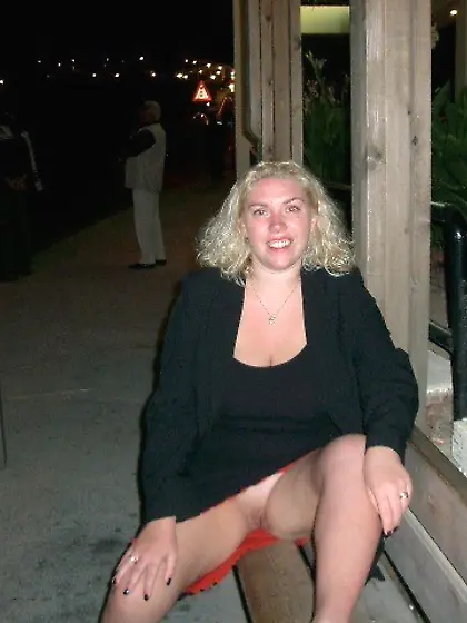 MILF Barby from United Kingdom Set 14