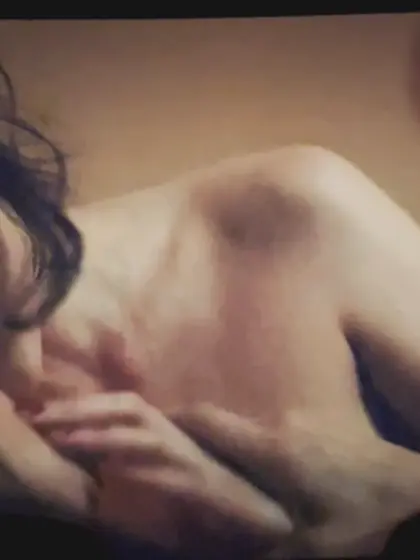 Aubrey Plaza & Margaret Qualley lesbian sex scene