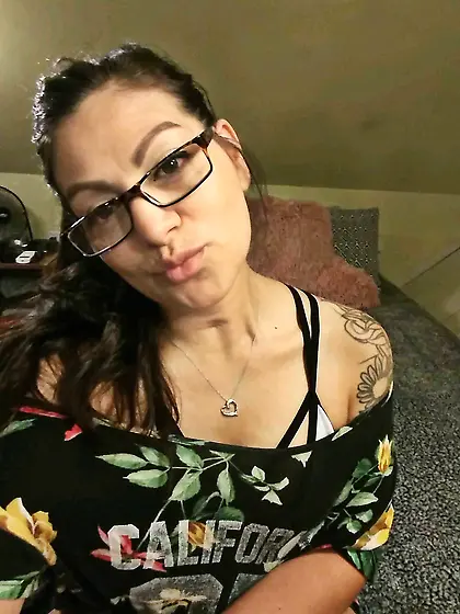 Hottt Latina Wife Exposed