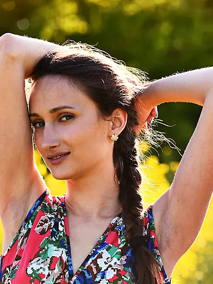 Skinny babe poses nude