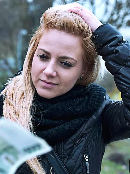 Having sucked the big piston nicely this lustful girl Nataly Che