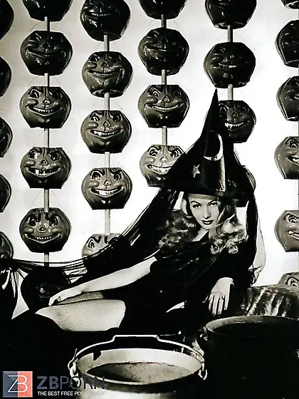 Thanksgiving - Vintage Pinup Images