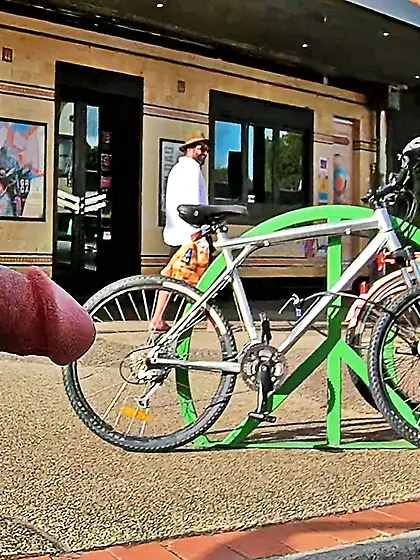 WNBR erection flasher Byron Bay exhibitionist b