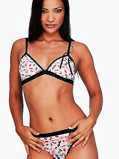 Tight bodied latina model Adriana Sage strips out of her beautif