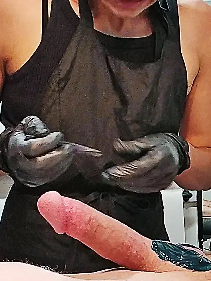 Waxing erection - CFNM.  Happy waxer! 1