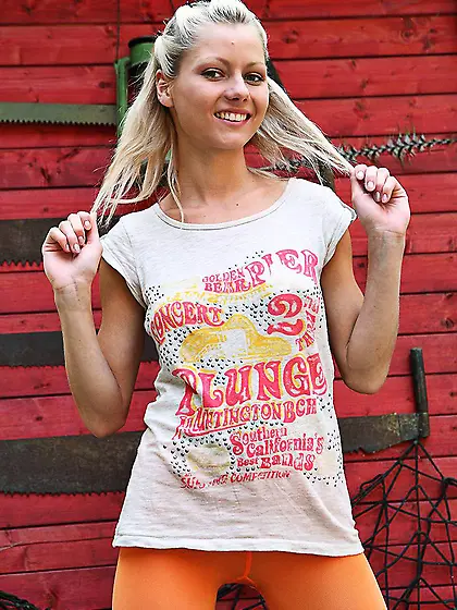 Pinky June touches her teen tits and dildos her pussy after pull