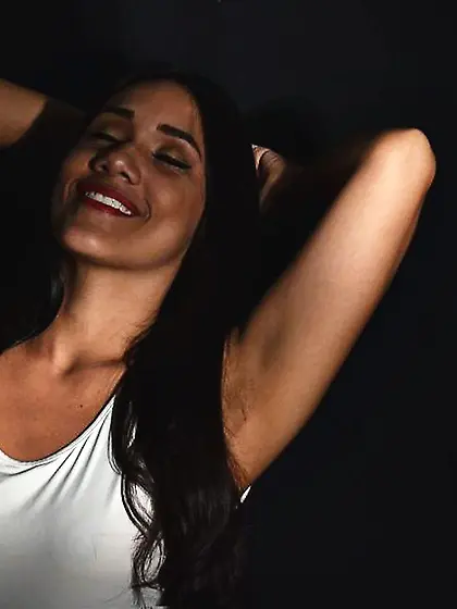 Teen 19yo dildo webcam