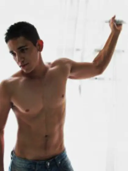 Brunette adriantoke perform anal