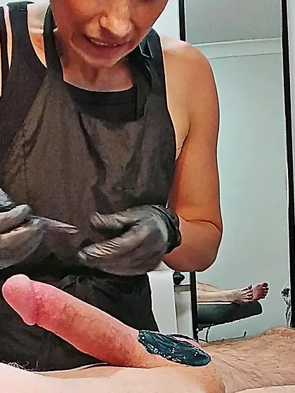 Waxing erection - CFNM.  Happy waxer! 1