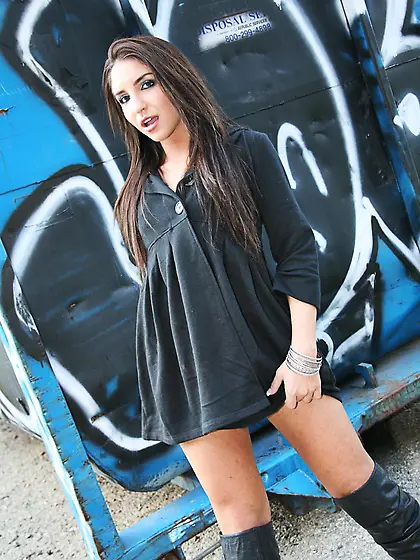 Filthy chick Giselle Leon is convulsing ready to get orgasm by o