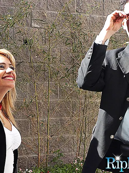 Blonde stud hot rips