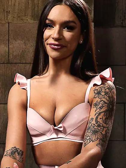 April Olsen is the hottest domme you can fucking get today