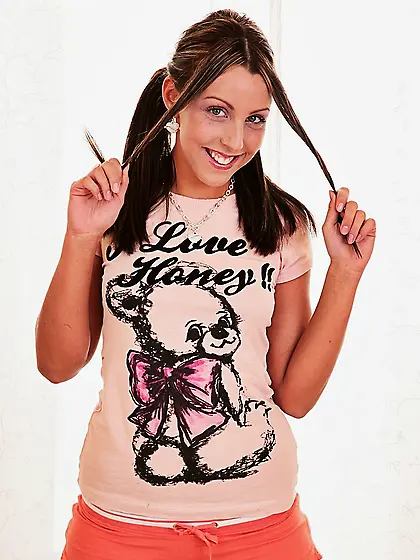 Amateur tight shorts